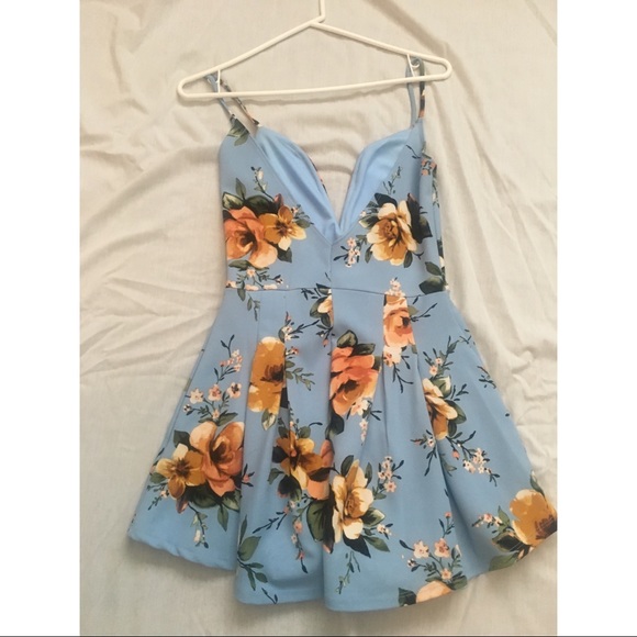 Floral romper - Picture 2 of 5